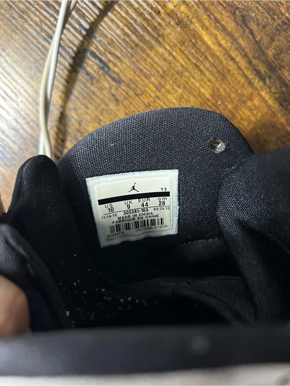 Jordan size bugs 10